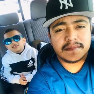 Meet your Posher, Luis